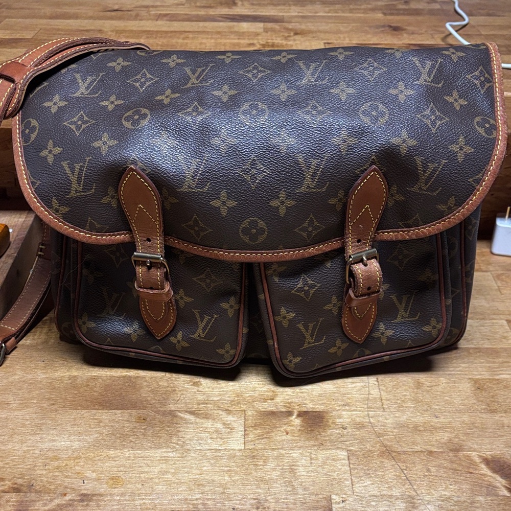 Louis Vuitton Monogram Canvas Messenger Bag in Brown and Tan